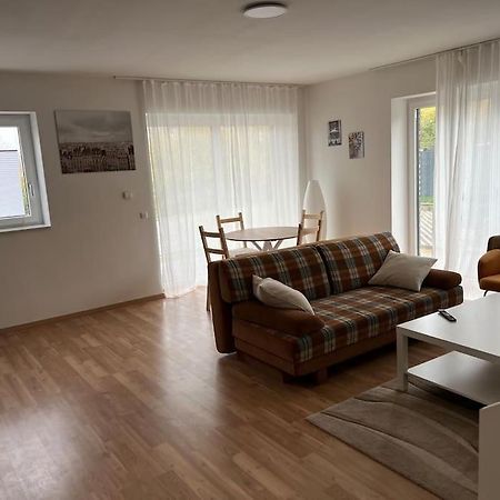 Schoene Eigentumswohnung Mit Terrasse Lübeck Exterior foto